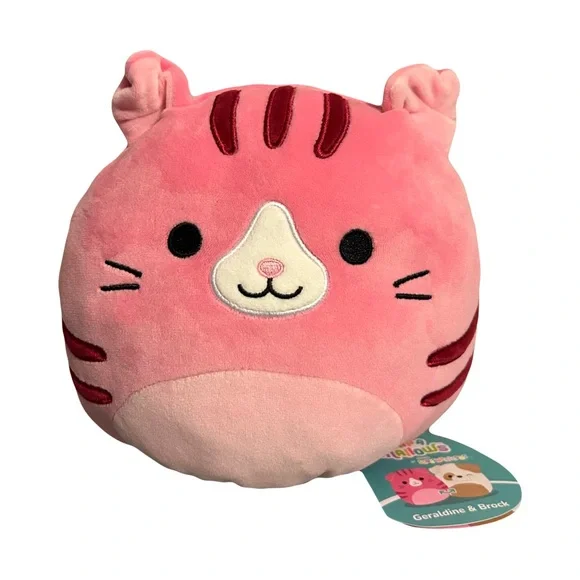 SQUISHMALLOW Flip-a-Mallow 8” Brock the Bulldog and Geraldine the Cat. - Picture 2 of 3